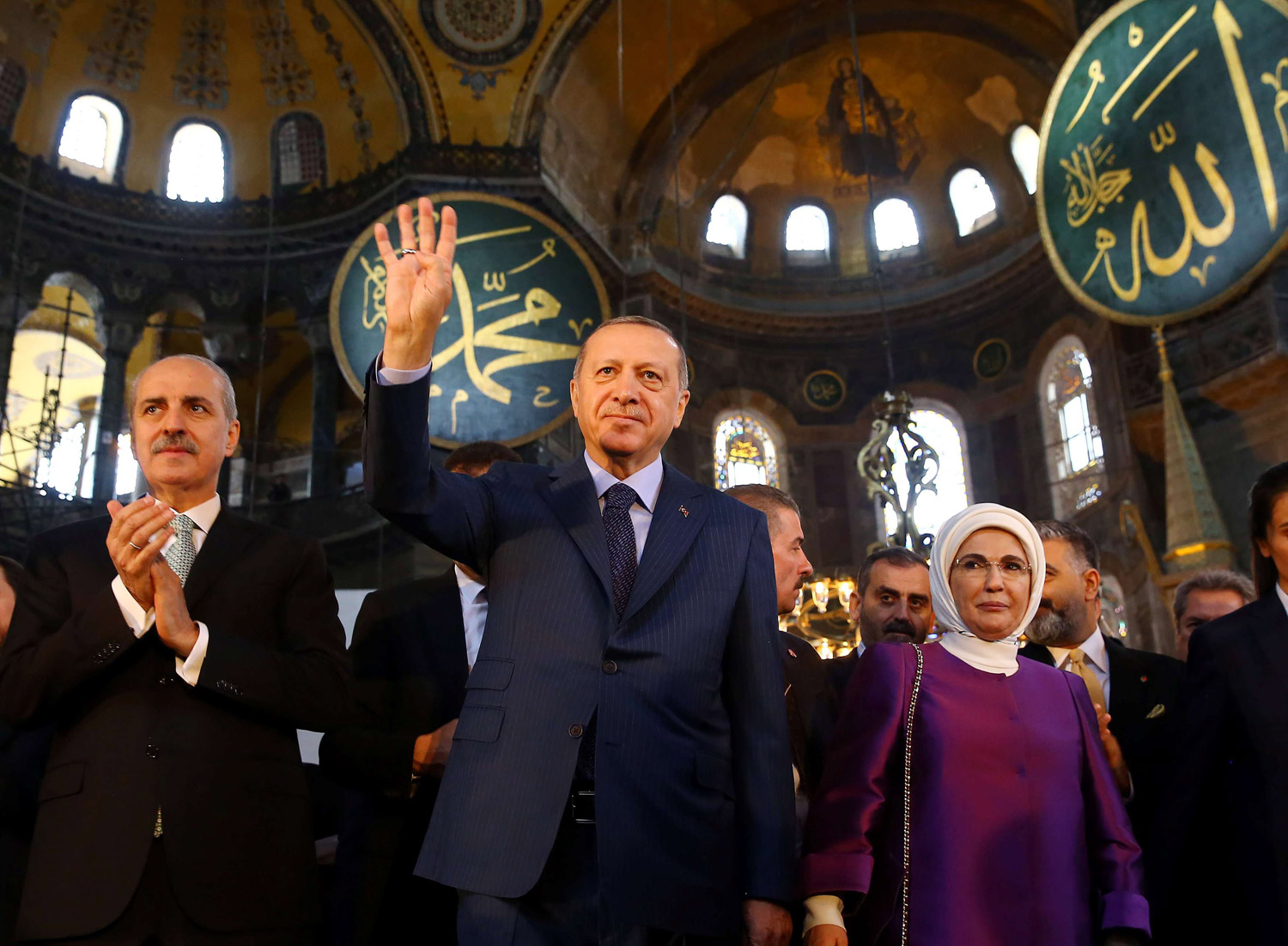 سياسات أردوغان أبعدت الجميع عن تركيا