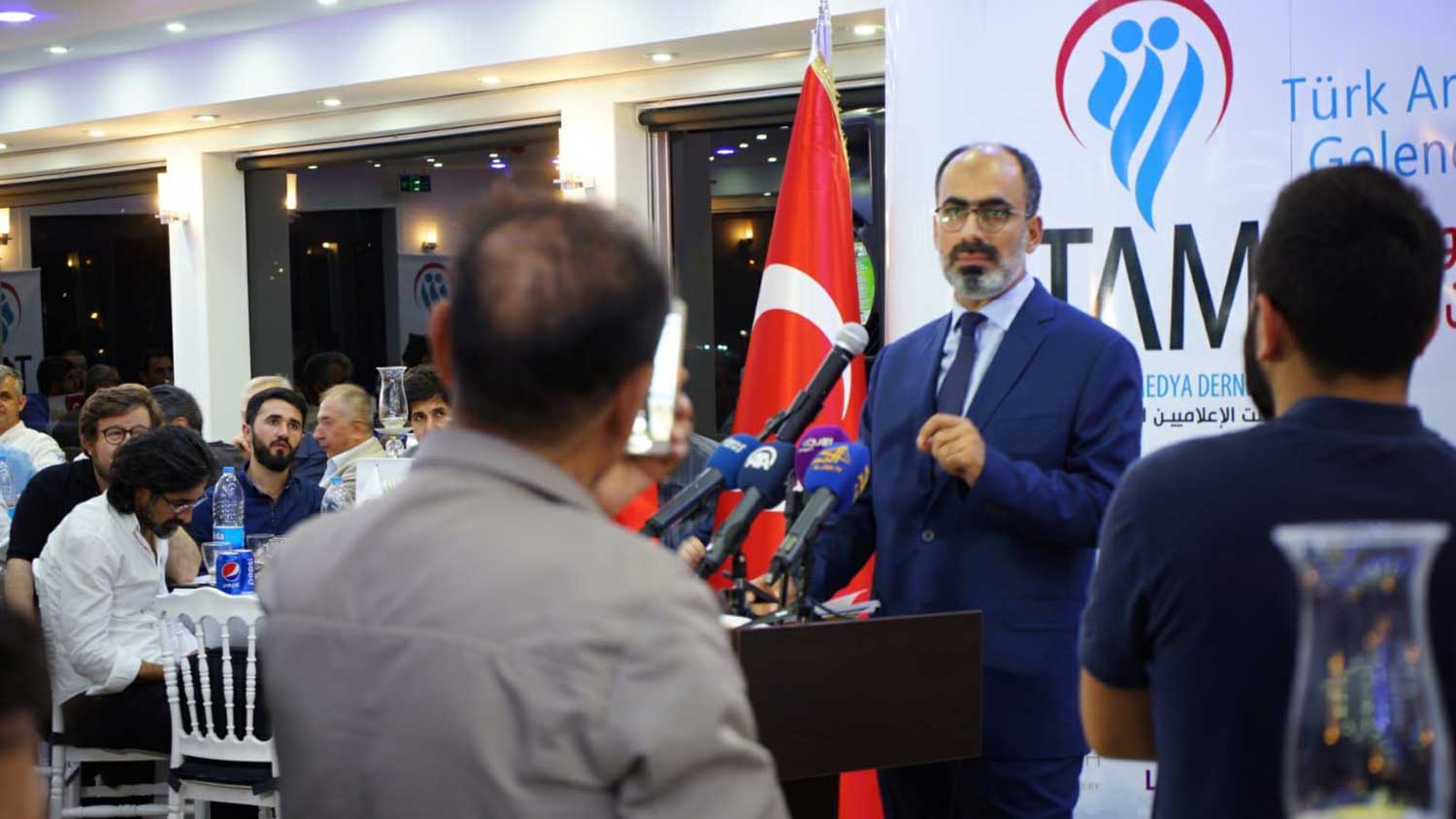 السلطات التركية تحرص على أن يعمل الإعلاميون العرب تحت أعينها وضمن توجيهاتها