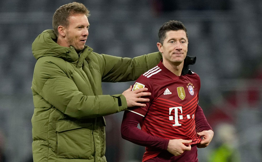 ليفاندوفسكي سجل هدفه رقم 43 في الدوري في العام 2021، ليحطم الرقم القياسي الذي كان يتشاركه مع جيرد مولر