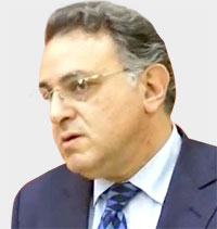 أدهم إسماعيل: إيصال لقاحات فايروس كورونا إلى مناطق الحوثيين إنجاز كبير