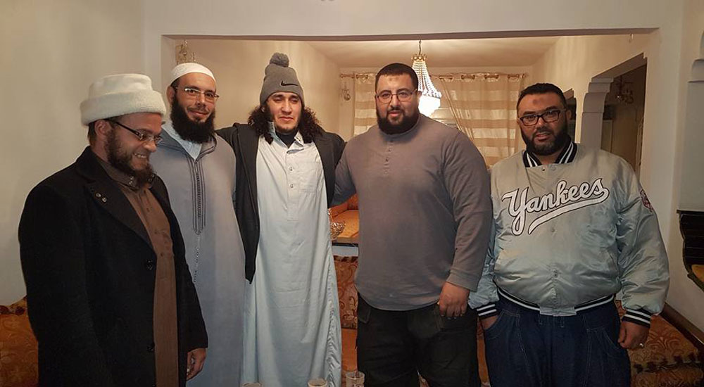 لقاء في ألمانيا وليس في أفغانستان
