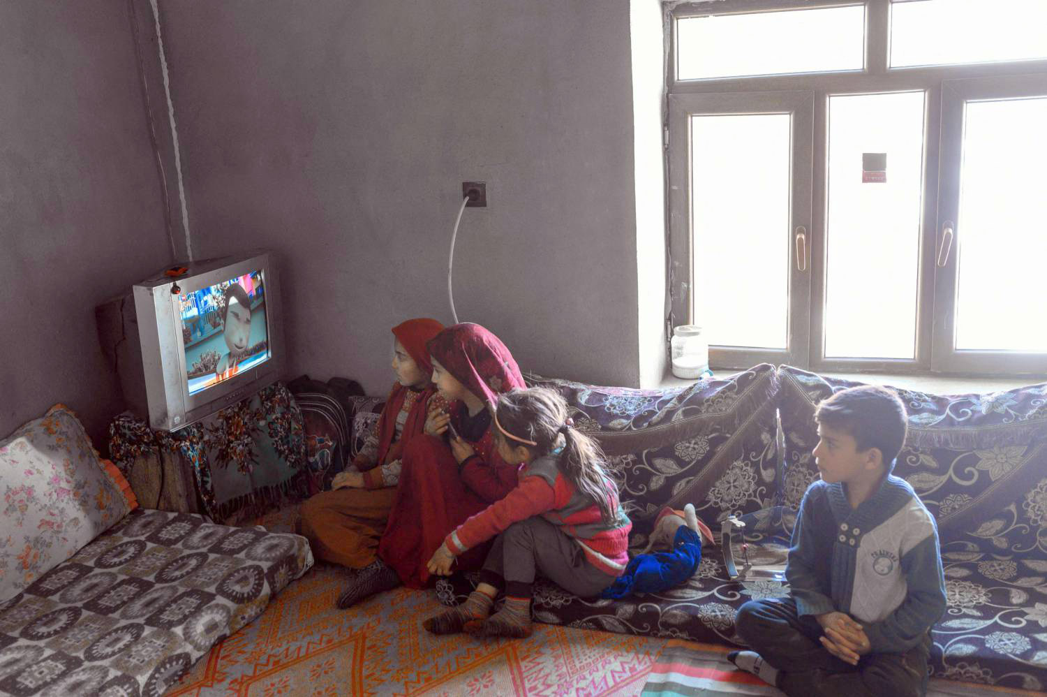 مساعدة الأطفال