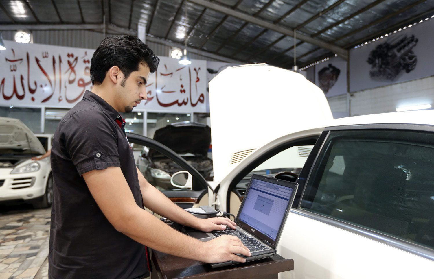 الأهمية التي يمثلها دعم المشروعات الصغيرة ماديا وتشجيع الشباب، ليست كافية وحدها لصناعة تجربة ناجحة.