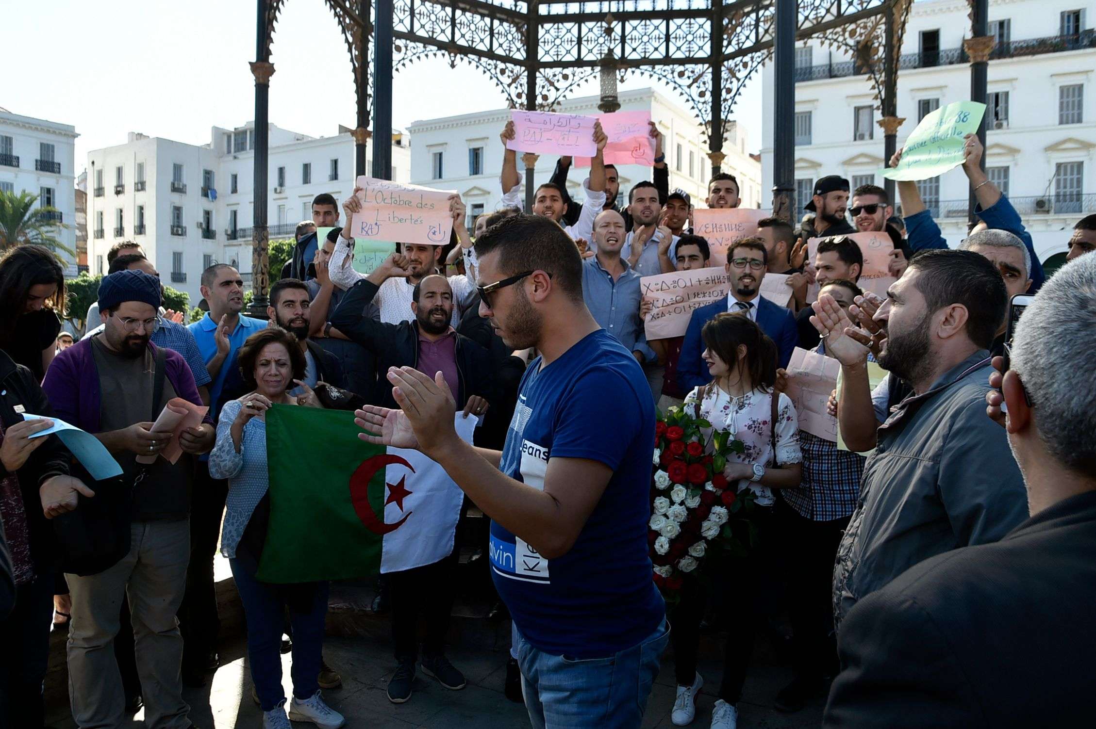 الجزائر تعيش فترة تضييق على كل الأصعدة