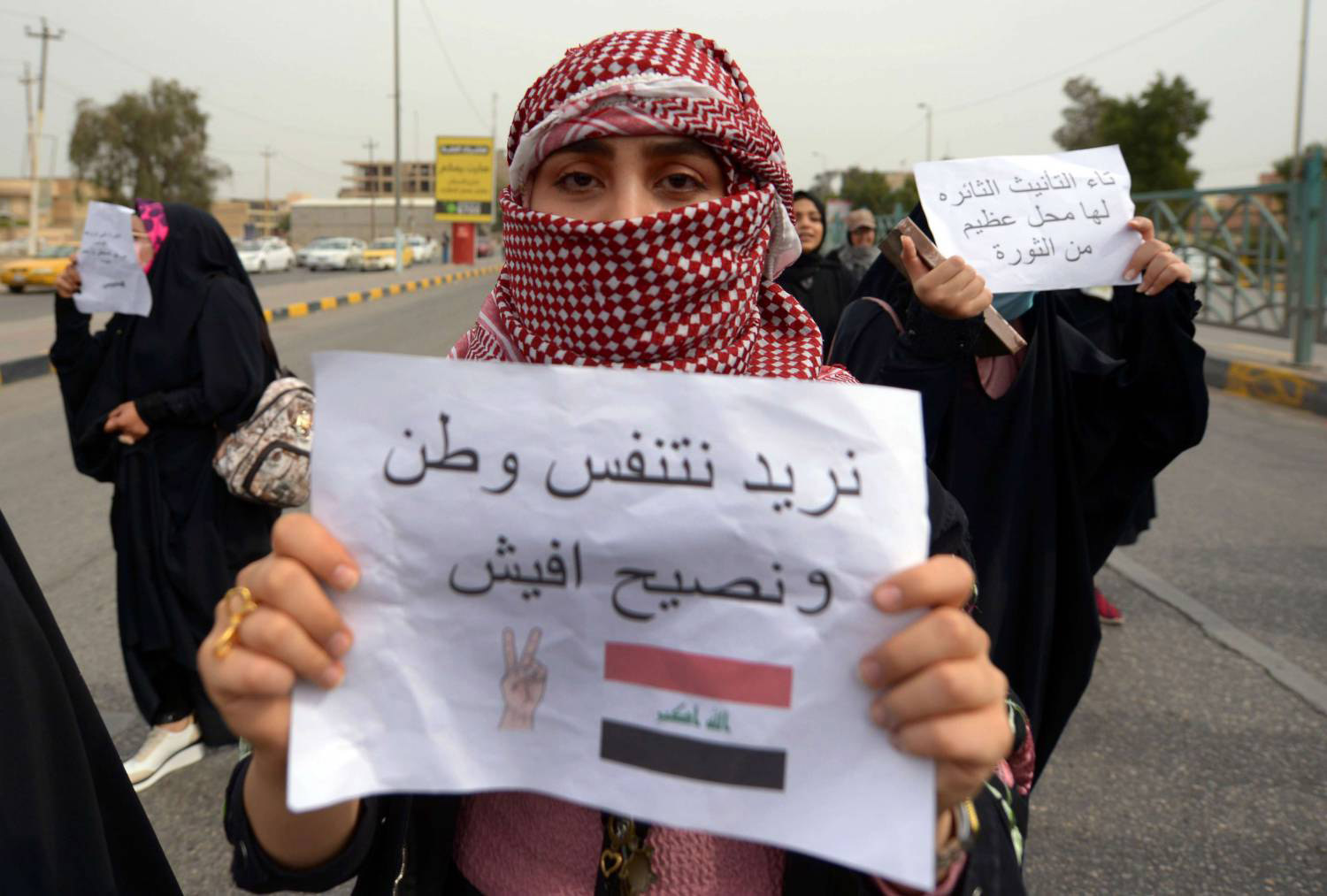 مطالب فصل الدين عن السياسة الشرارة الأولى لبدء استعادة قيم المواطنة التي تجمع تحت مظلتها الطوائف والأعراق