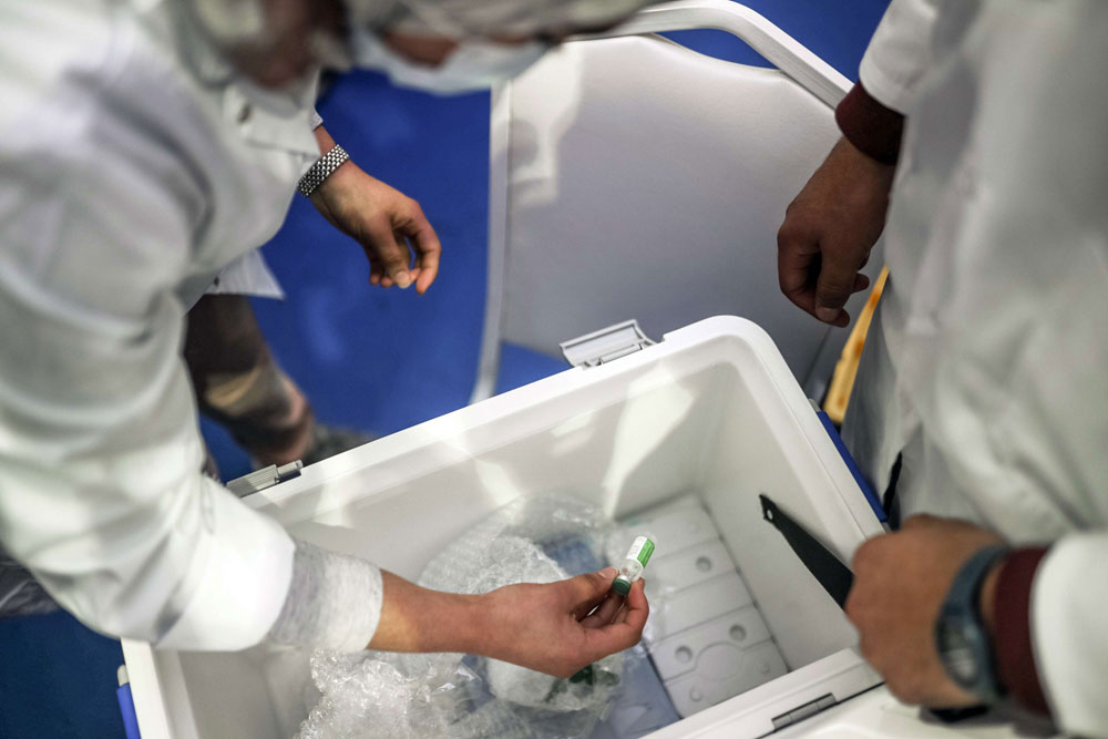 العمل على تطعيم 80 في المئة من السكان