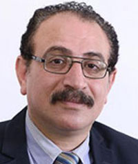 طارق فهمي: دخول رجال الأعمالِ الأحزابَ يحتاج إلى ضوابط، لأن غرضهم احتلال المناصب القيادية، وهذا يتسبب في انهيار الكيان بالكامل