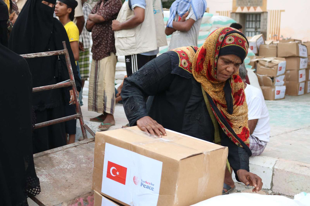 أجندات تخريبية تحت يافطة المساعدات