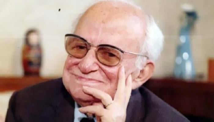 واحد من أهم بُناة الأدب المصري الحديث