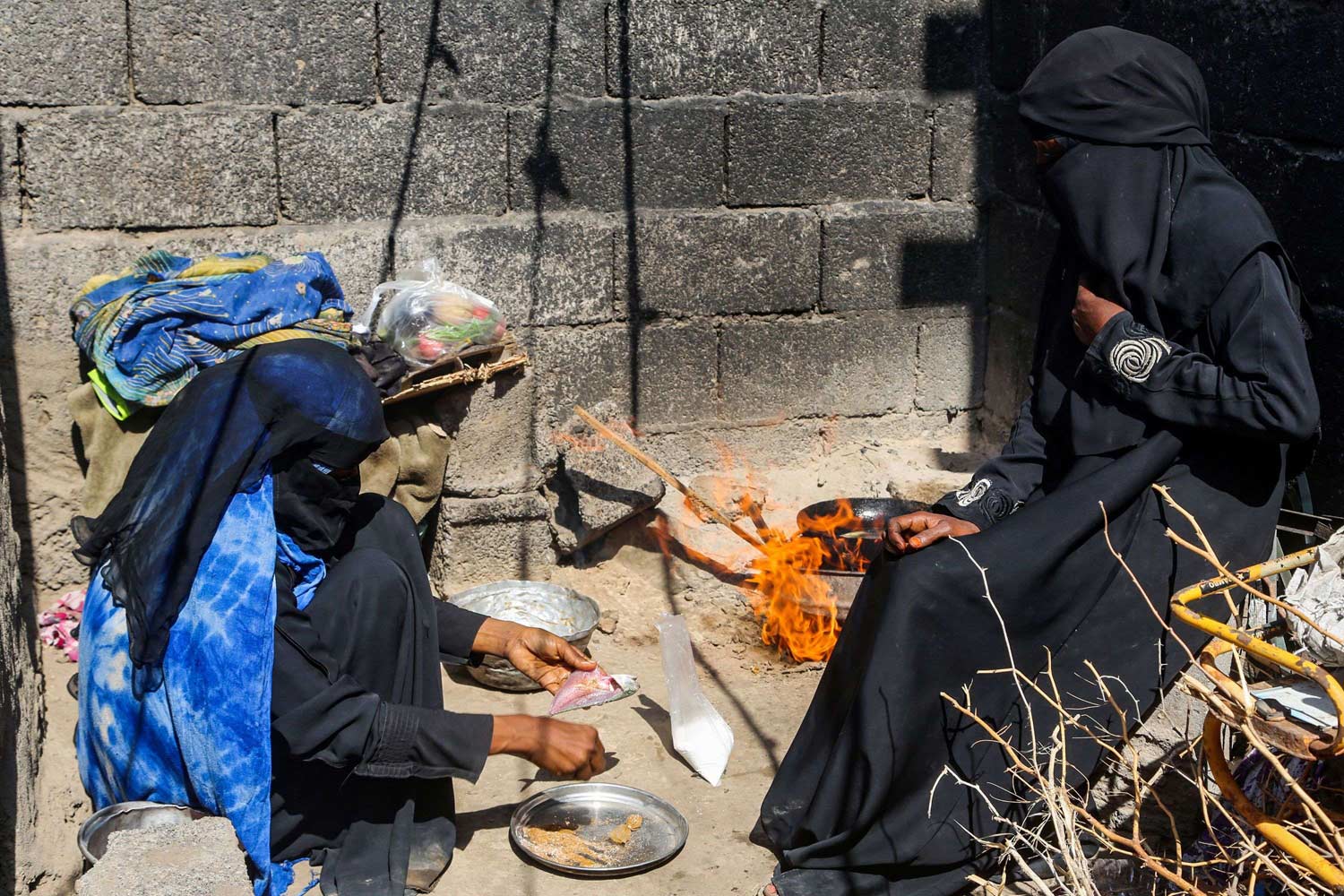 22 مليون يمني يحتاجون إلى مساعدات إنسانية