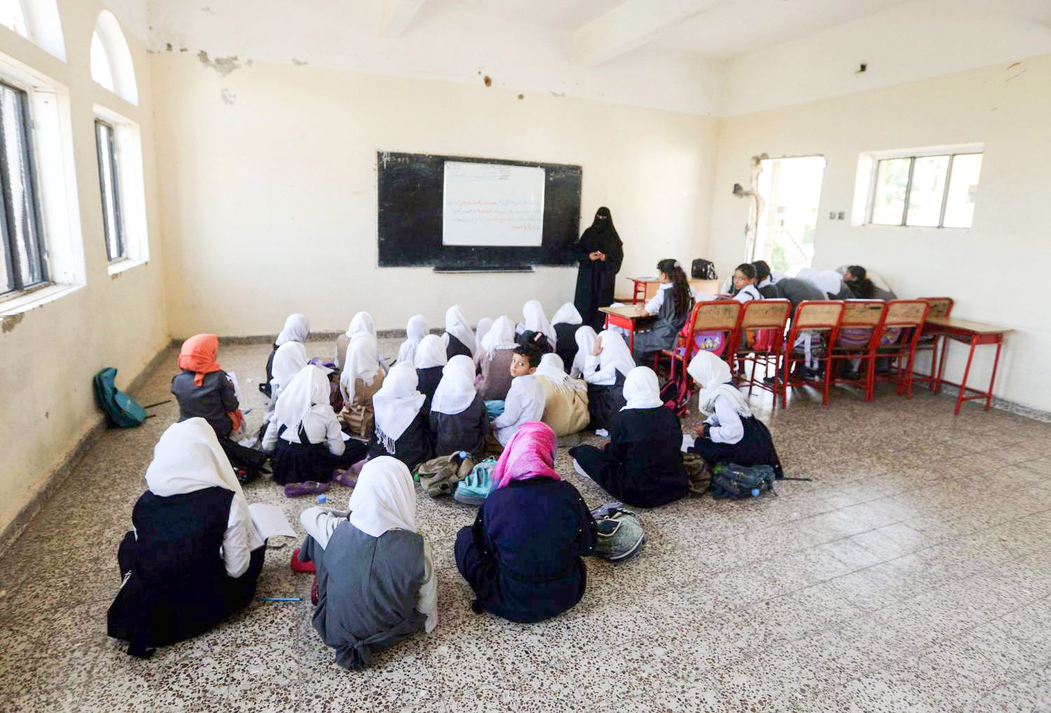 المدرسة تحرر البنات
