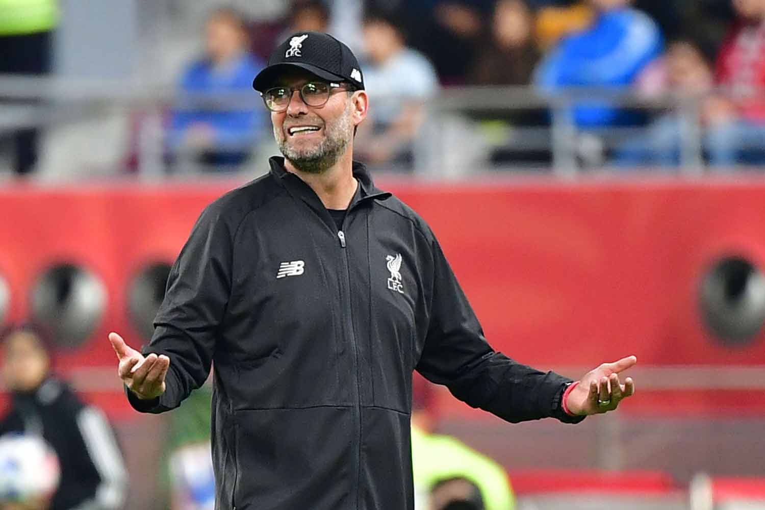 يورغن كلوب: تاكومي مينامينو شجاع مع الكرة وأيضا من دونها