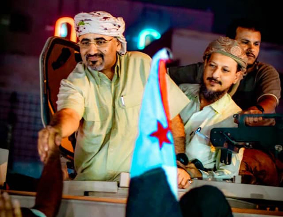 وفد المجلس الانتقالي الجنوبي بقيادة رئيس المجلس عيدروس الزبيدي يصل جدة تلبية لدعوة من الحكومة السعودية لحضور حوار مزمع مع الحكومة اليمنية