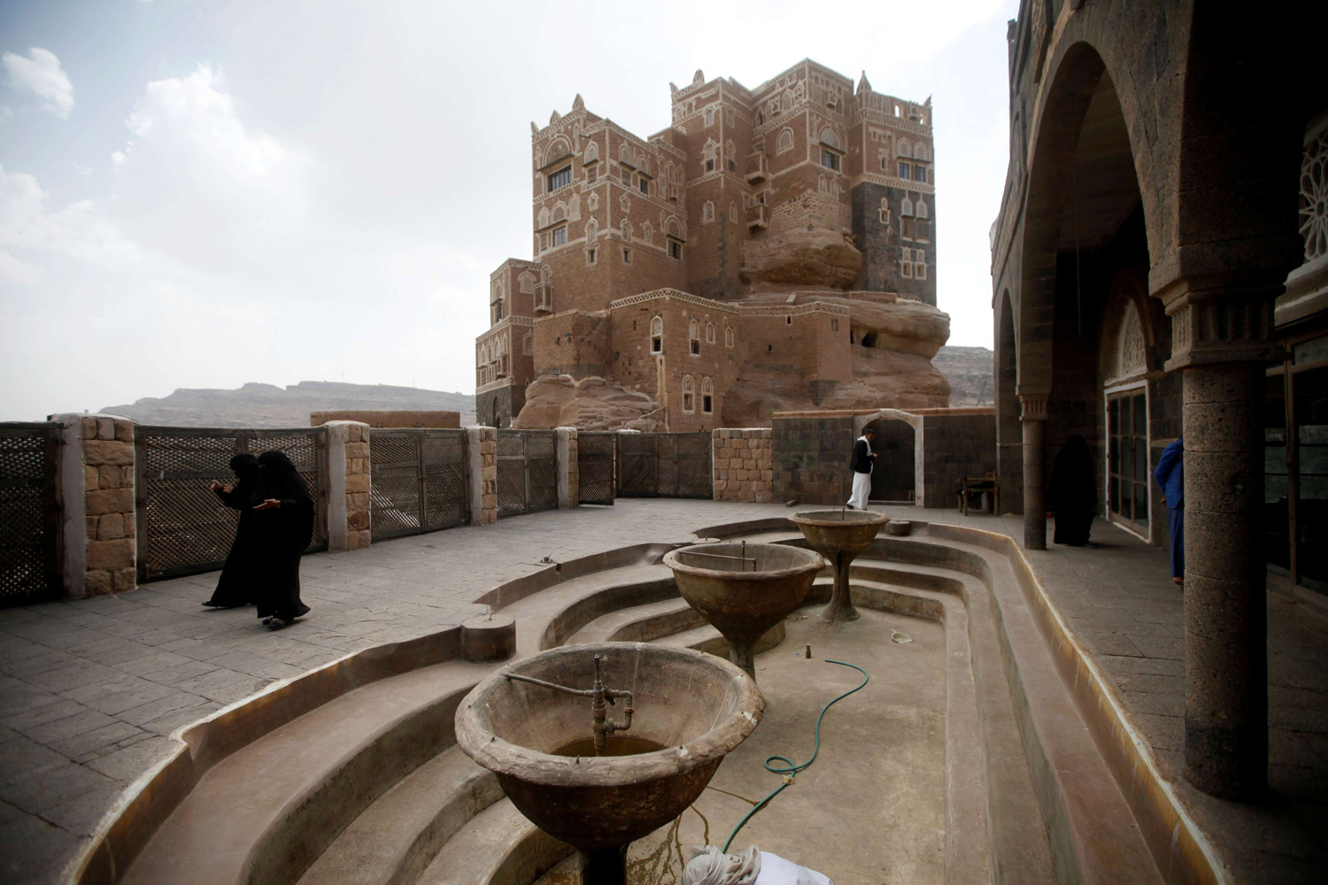 الدين لدى الجماعات القديمة في اليمن لم ينفصل عن الوعي القومي 