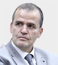 كمال رزيق: عدم استعمال الفاتورة يشوه أخلاقيات النشاط التجاري