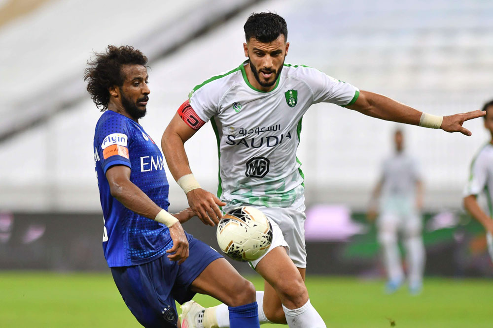 هل يواصل السومة المشوار مع أهلي جدة