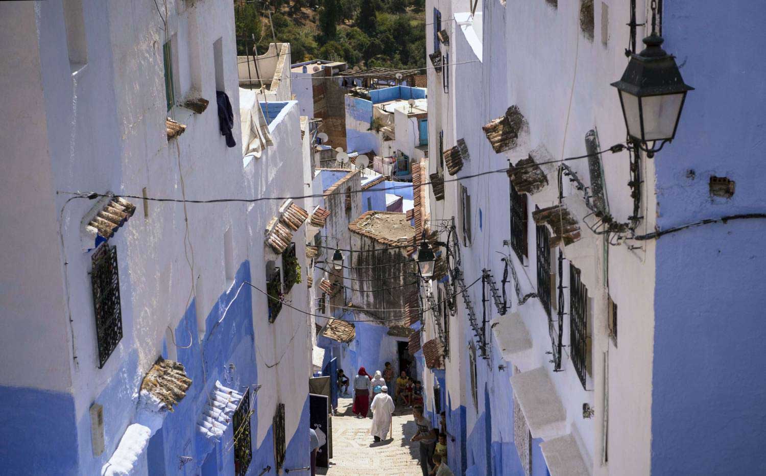 "لؤلؤة المغرب الزرقاء"