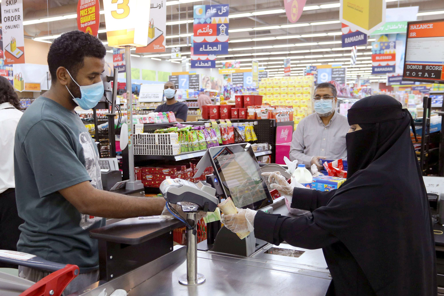 السعودي واع بضرورة تقاسم الأعباء