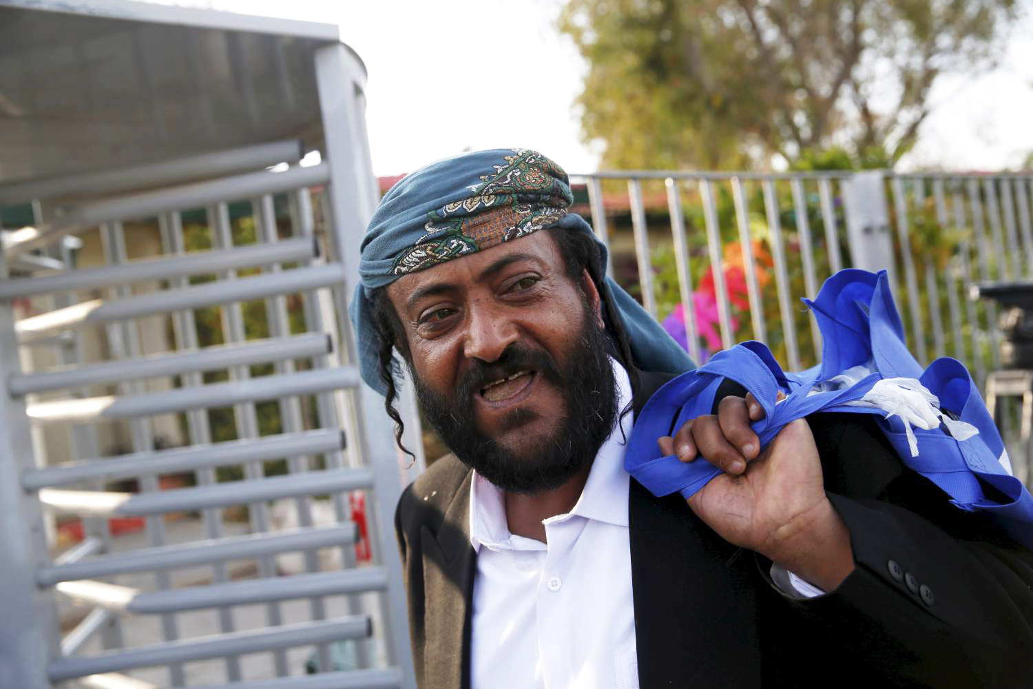 رحيل إجباري