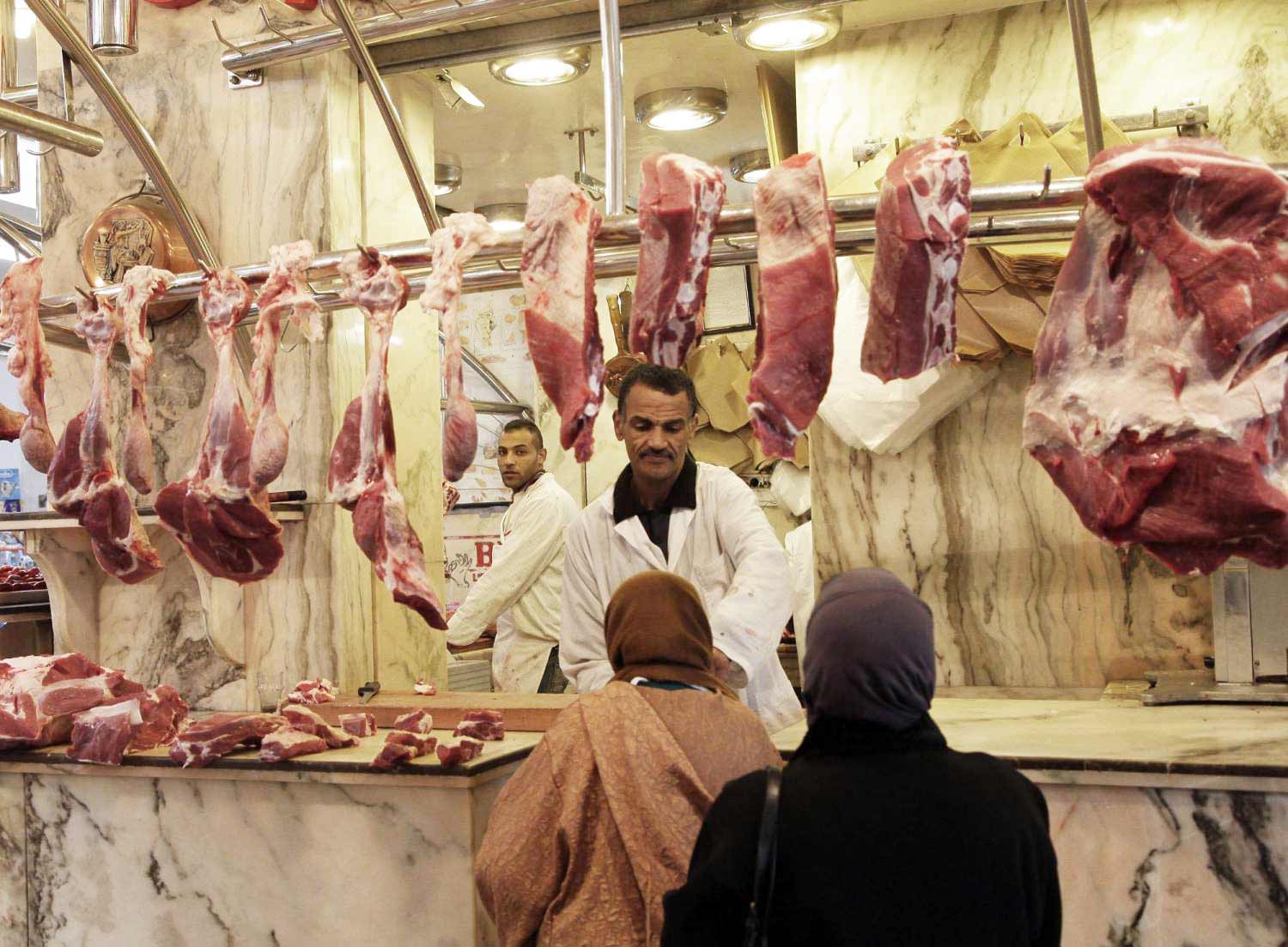 الجزار يوفق في إرضاء كل الزبائن