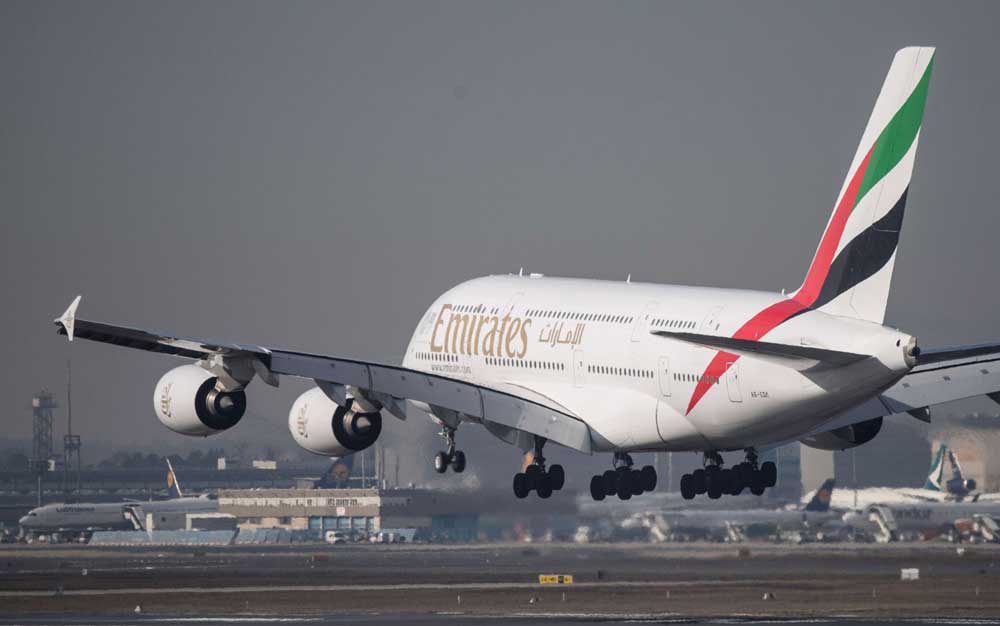 طيران الإمارات Thumbnail