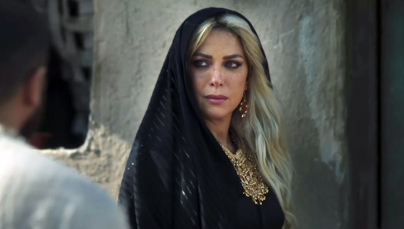 أزياء لا تمت لحقبة "أحمس" الفرعونية Thumbnail