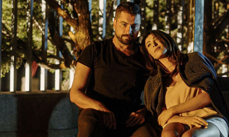 «دي.أن.إيه» دراما لبنانية ترصد تعقيدات المجتمعات المخملية Thumbnail