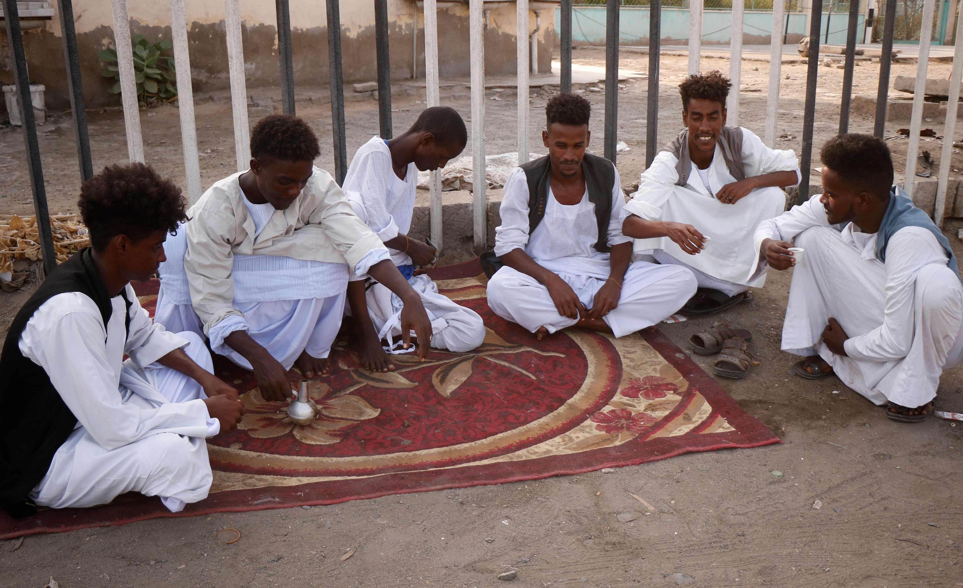 السودان بلا نفط والسلطة الانتقالية غارقة في خلافاتها Thumbnail